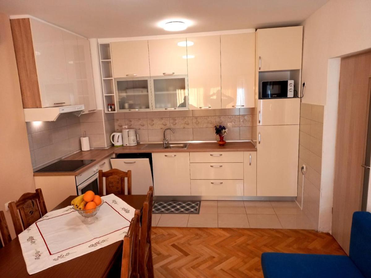 Apartments Zrilic ザダル エクステリア 写真