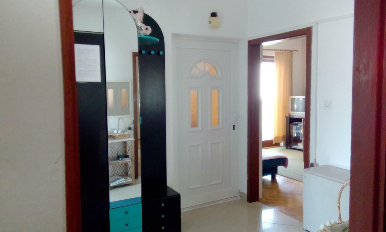 Apartments Zrilic ザダル エクステリア 写真