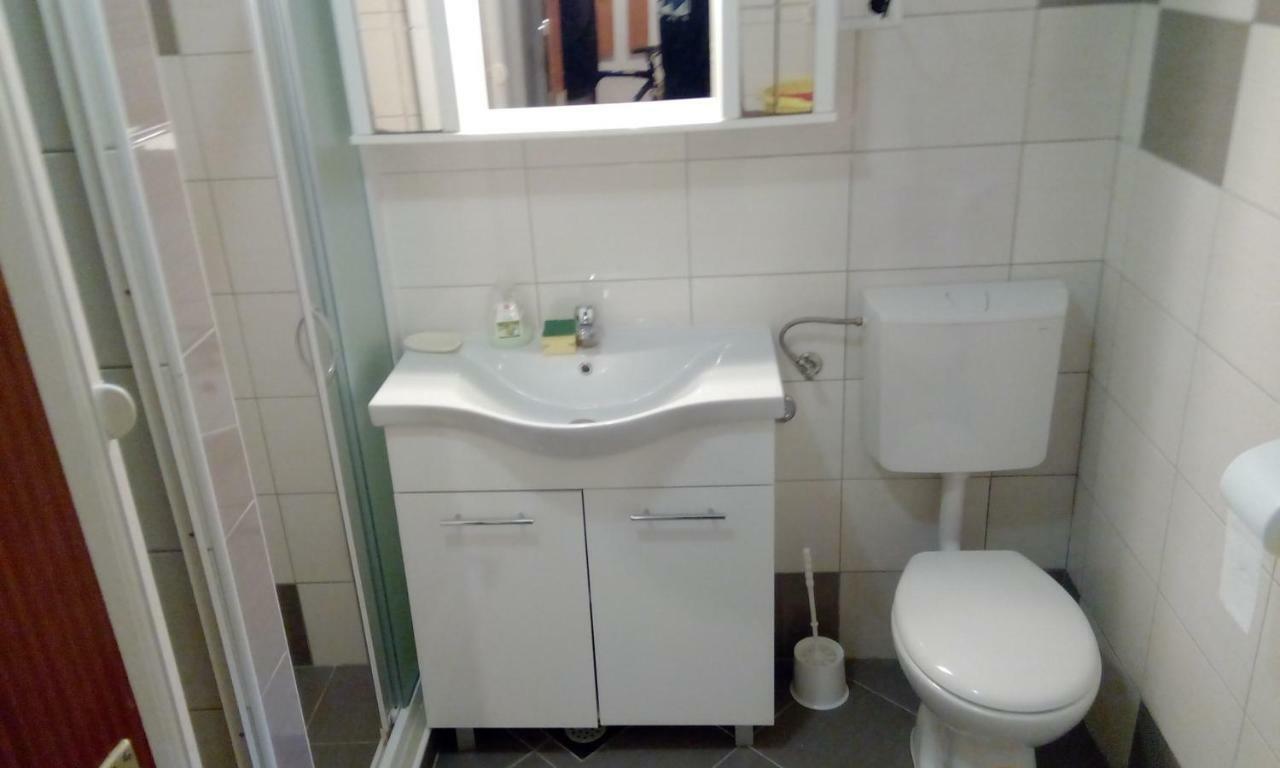 Apartments Zrilic ザダル エクステリア 写真
