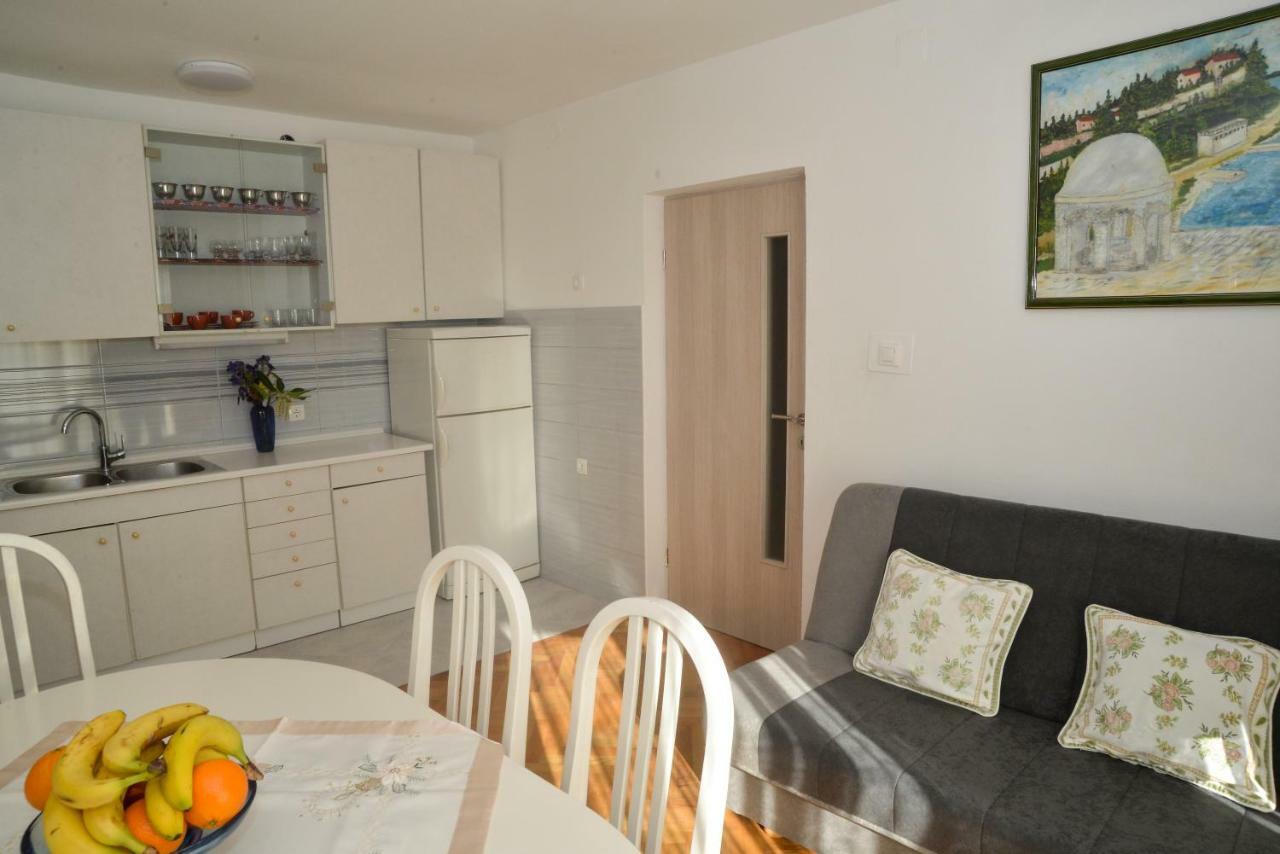 Apartments Zrilic ザダル エクステリア 写真