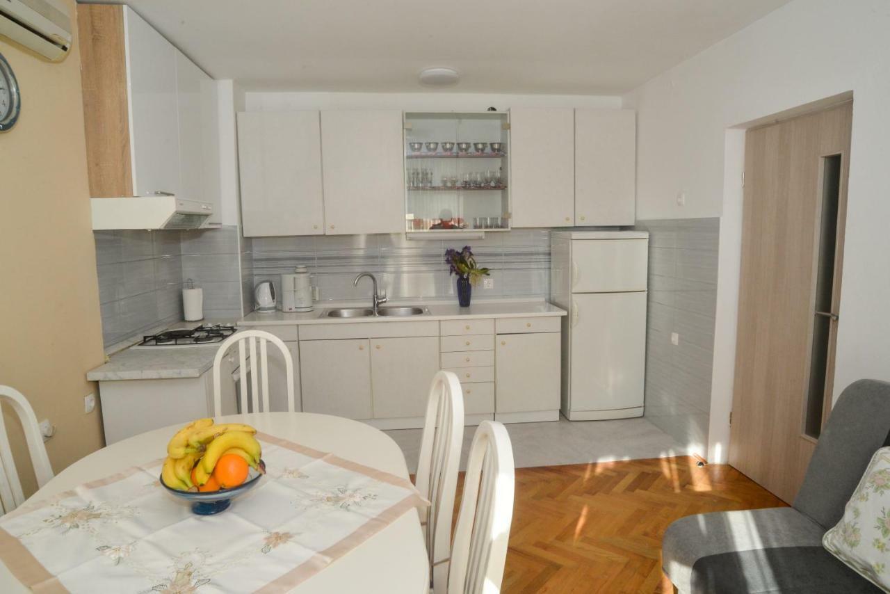 Apartments Zrilic ザダル エクステリア 写真