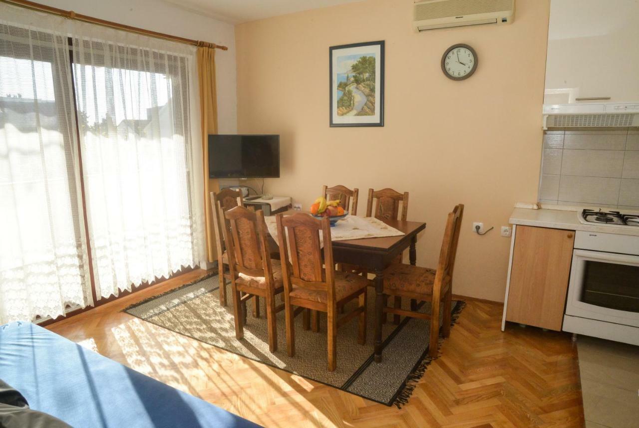 Apartments Zrilic ザダル エクステリア 写真